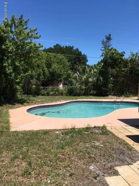 Photo of 2784 Hereford Road