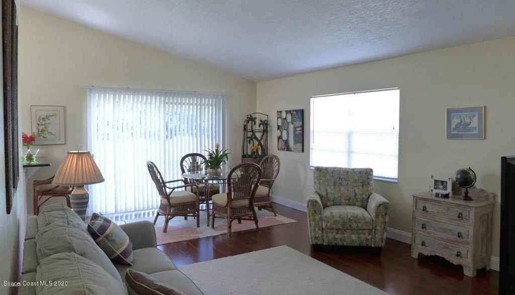 Photo of 1906 Elderberry Court NE