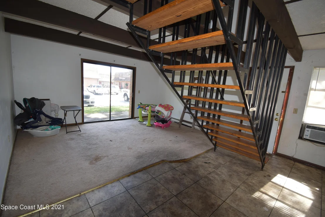 Photo of Unit 18 at 4414 Overlook Drive