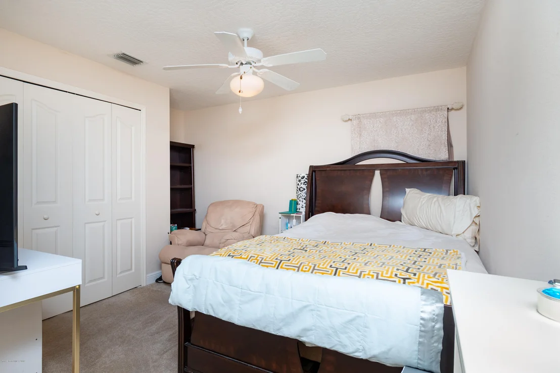 Photo of 1748 Windbrook Drive SE