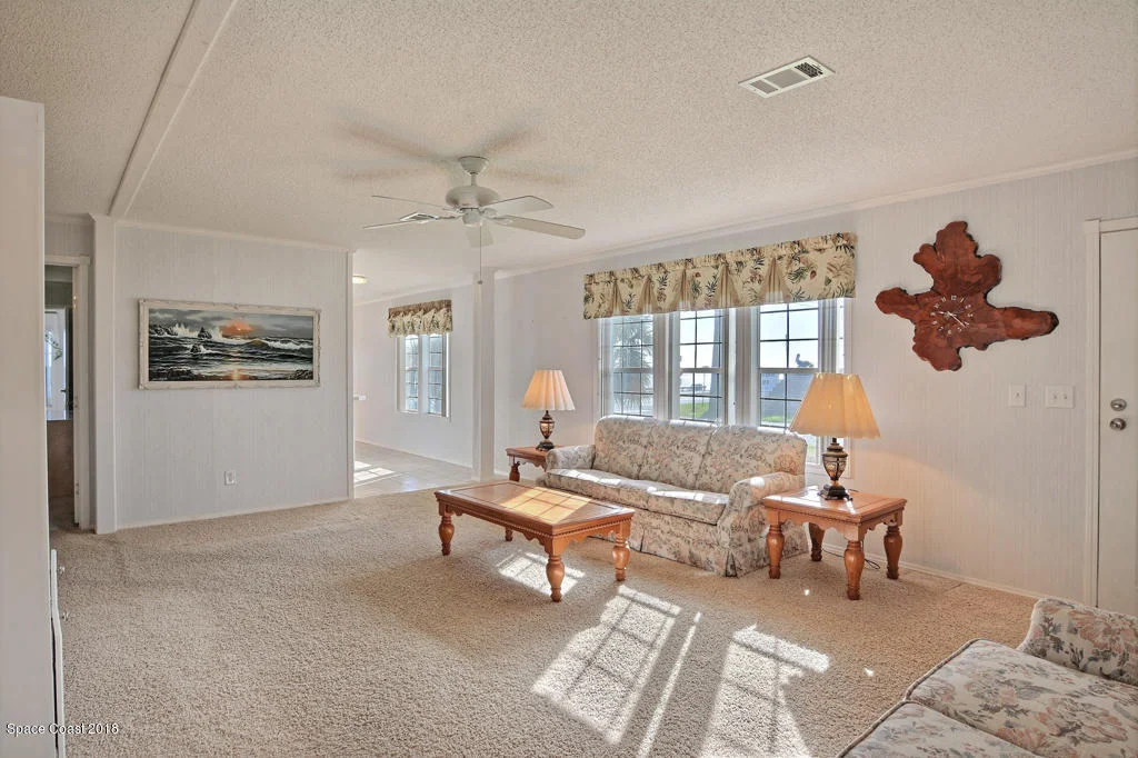 Photo of 7585 Agawam Road