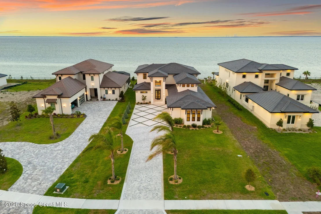 Photo of 5941 Constellation Drive