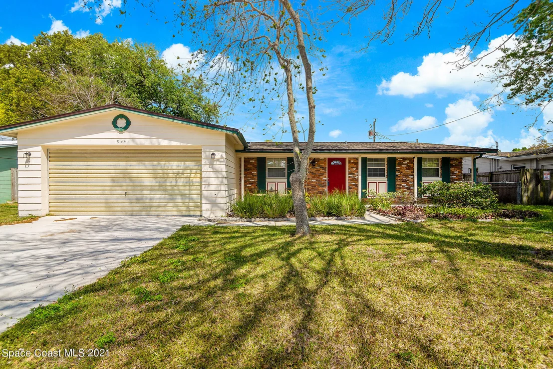 Photo of 934 Kings Post Road