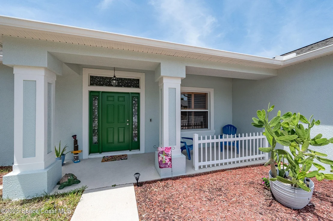 Photo of 1137 Morgan Circle NE