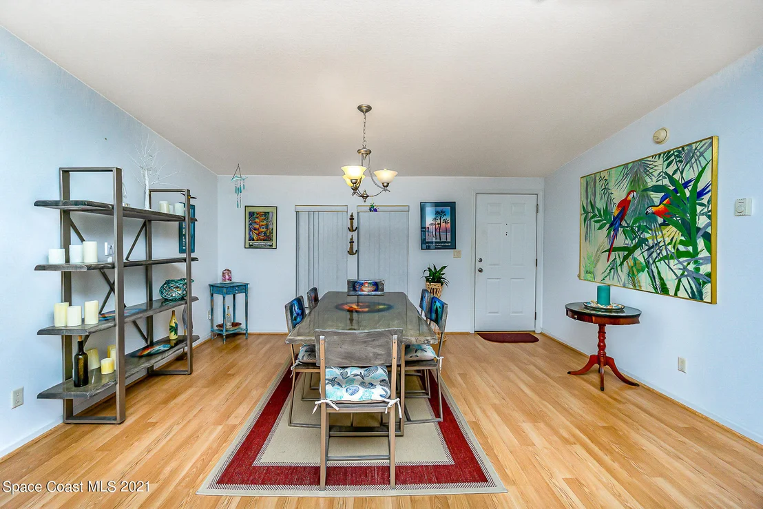 Photo of 387 Horseshoe Bend Circle