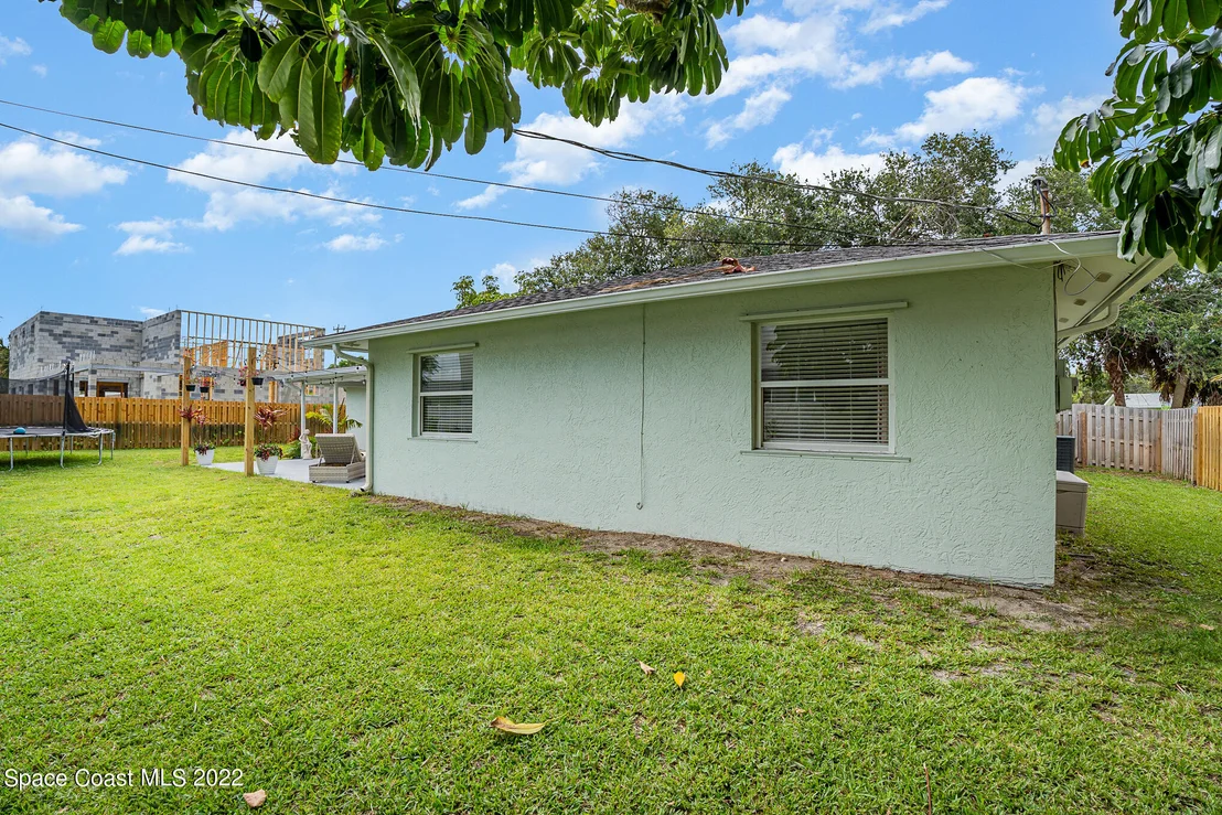 Photo of 214 7th Avenue