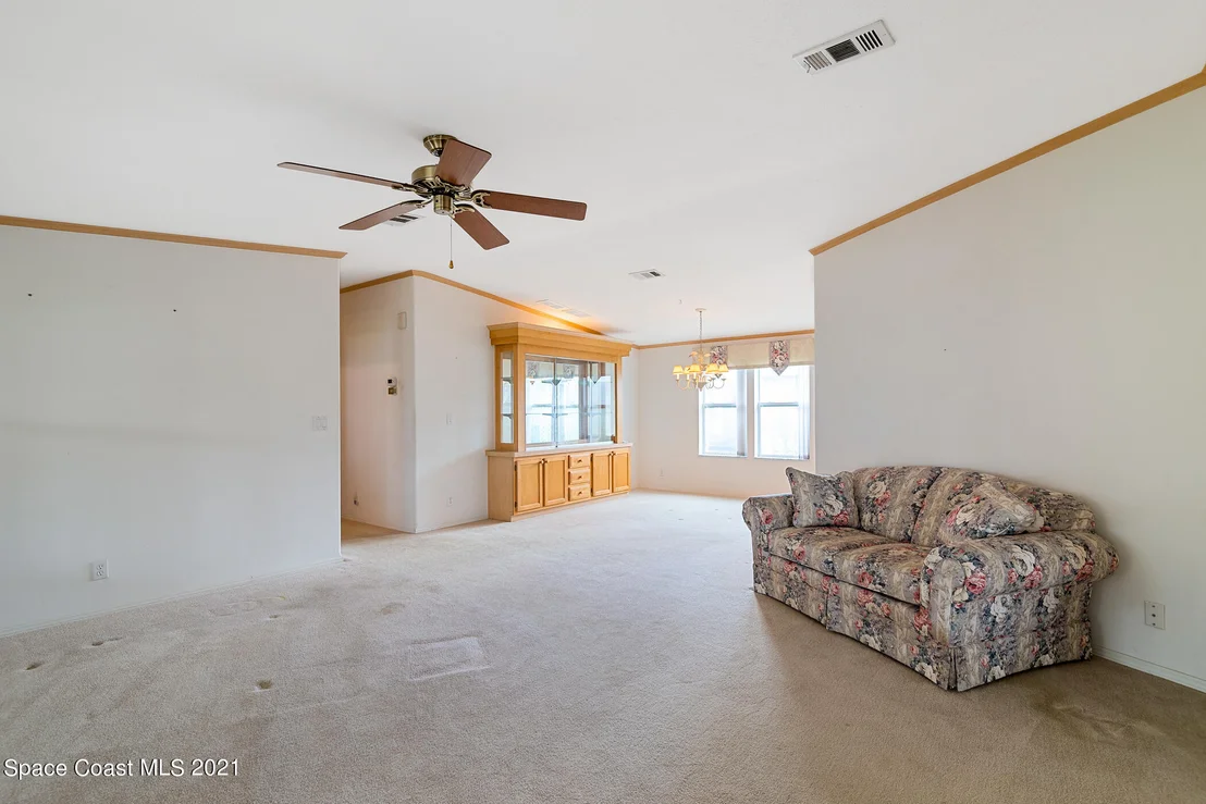 Photo of Unit 310 at 255 Timber Run Way