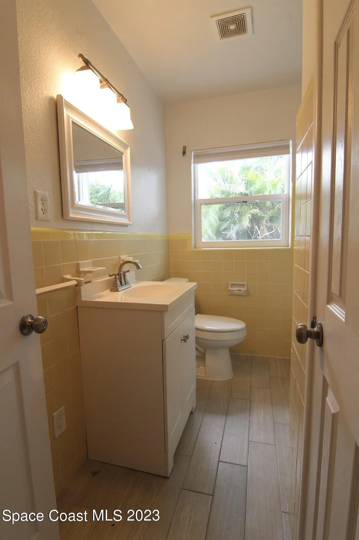 Photo of 485 Hillside Court