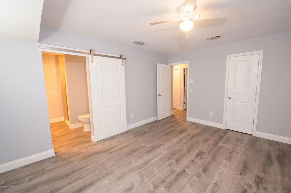 Photo of 1211 Bard Lane NE
