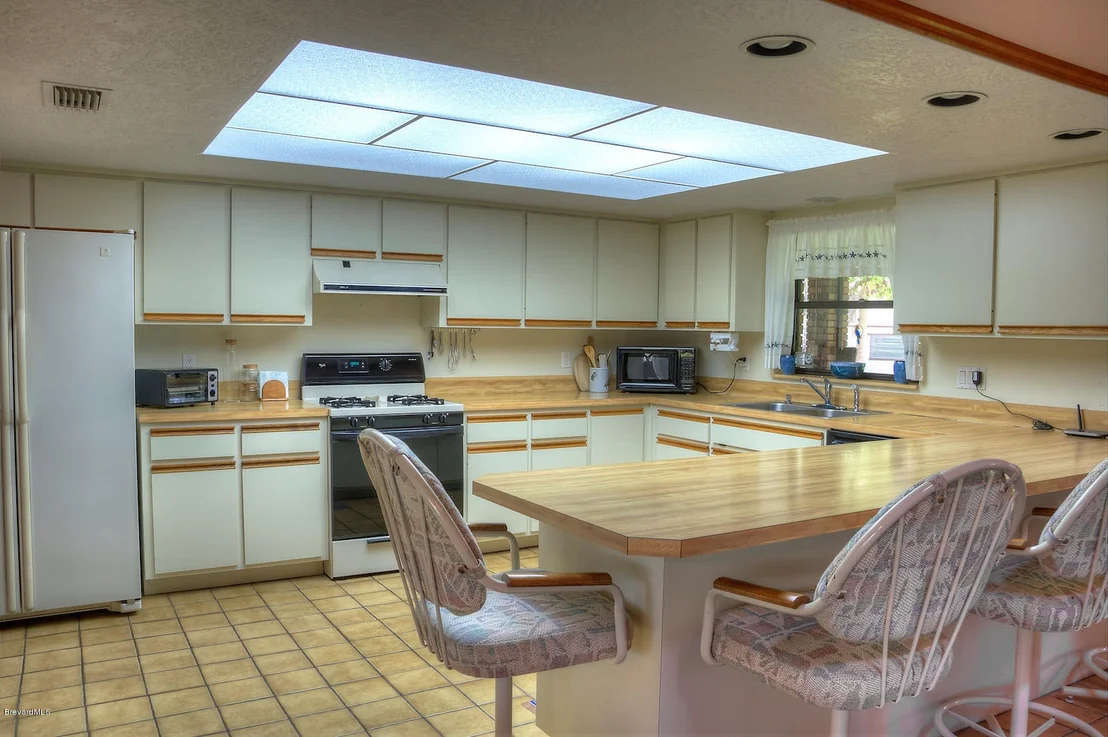Photo of 6525 Indian River Boulevard