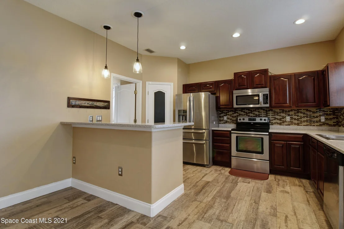 Photo of 2231 Bridgeport Circle