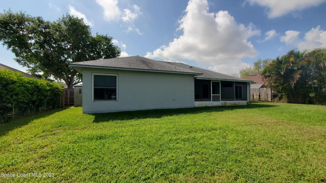 Photo of 1058 Jacaranda Circle