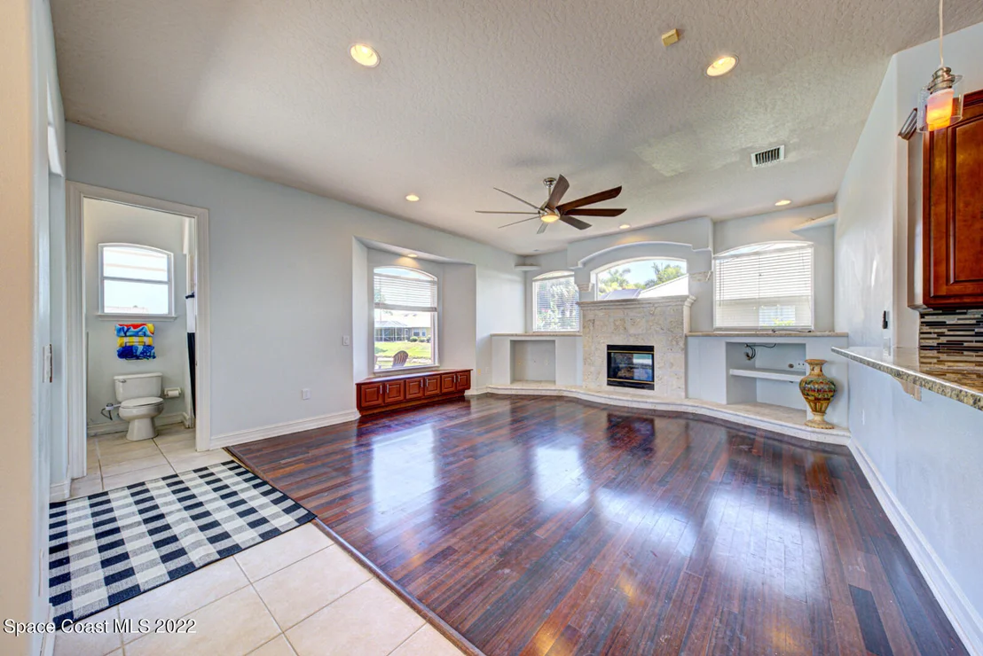 Photo of 334 Island Drive