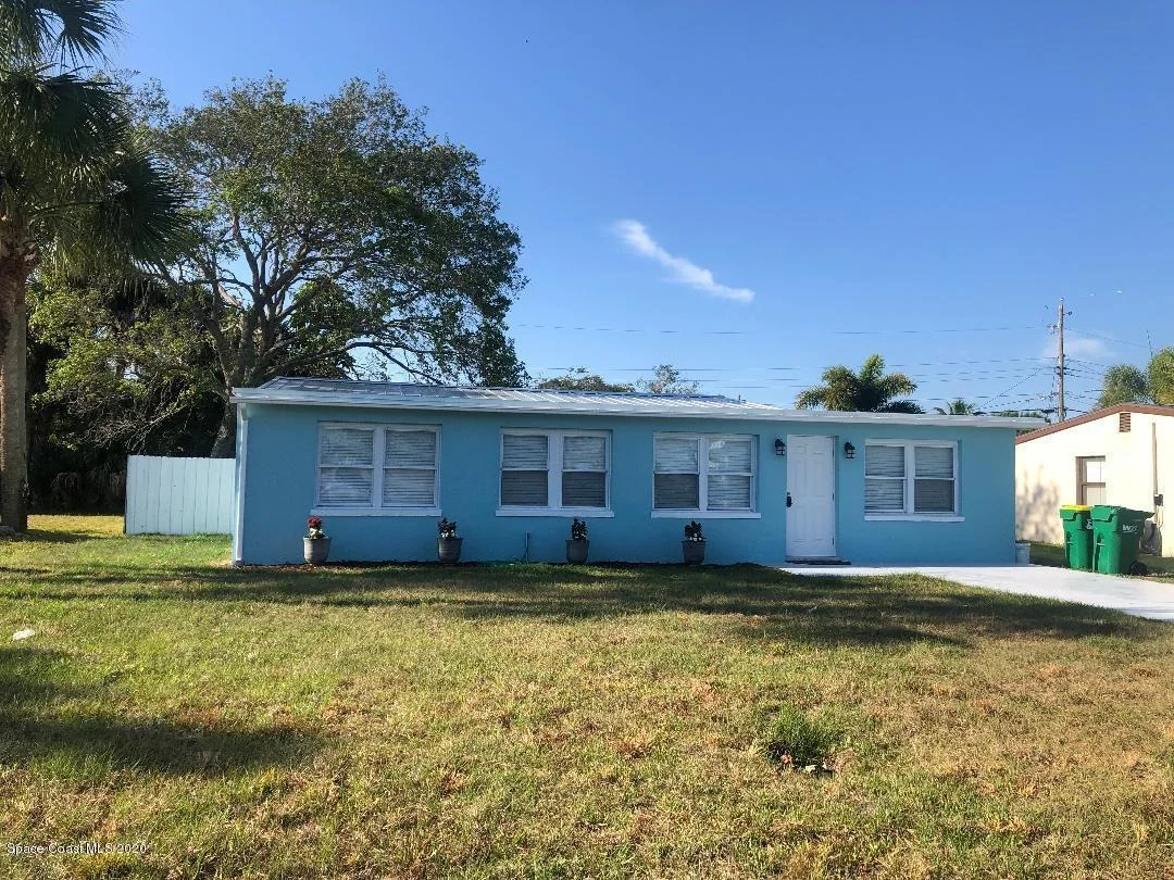 Photo of 305 Vesta Circle