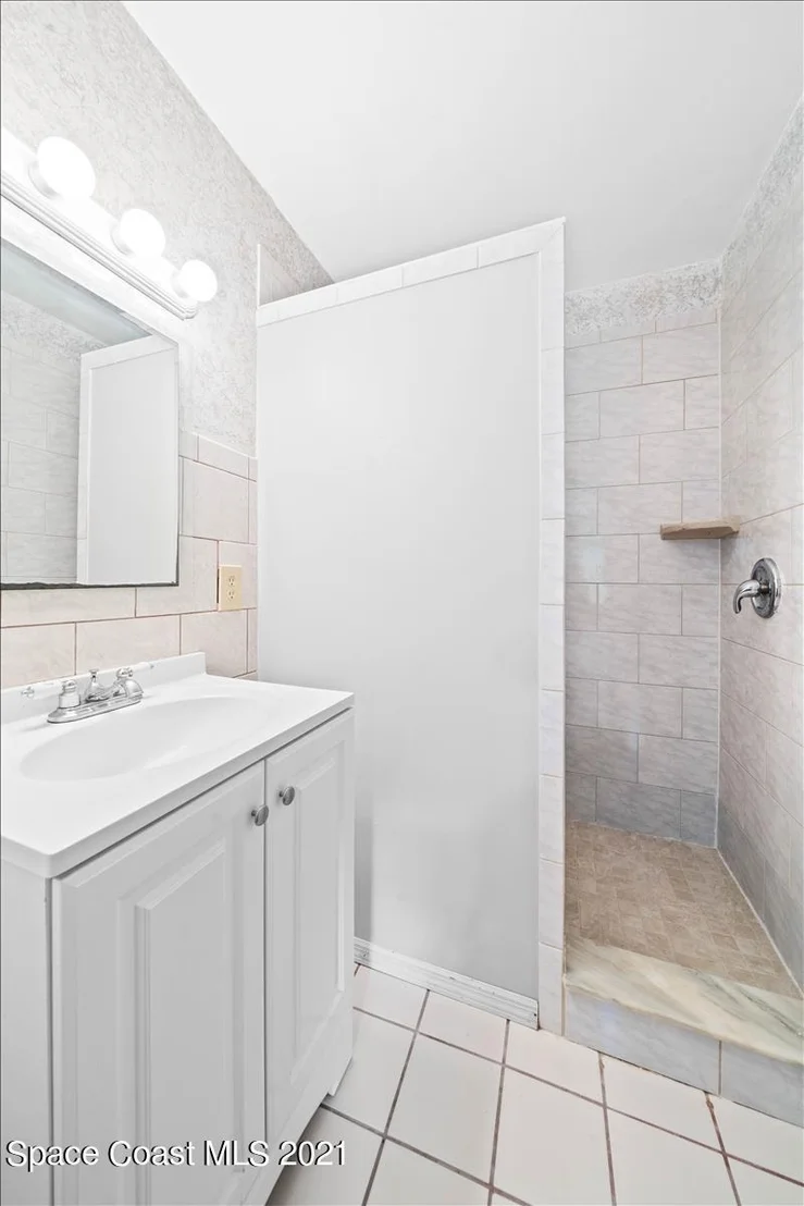 Photo of 246 Saldon Lane