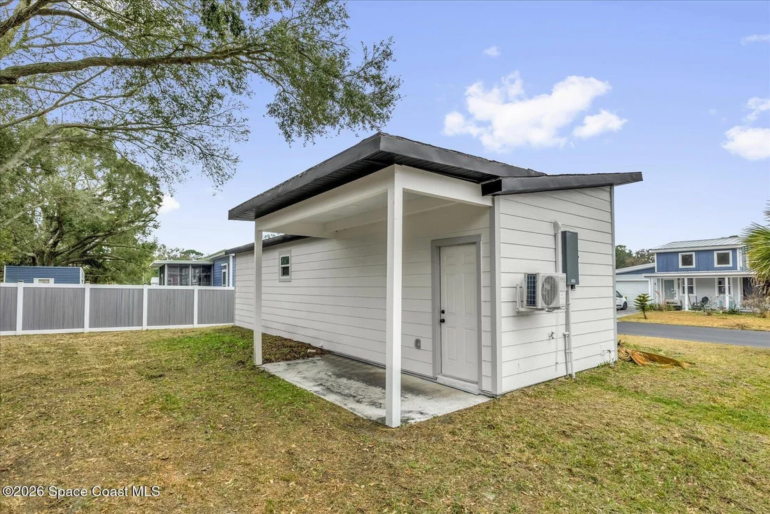 Photo of 205 Flamingo Drive