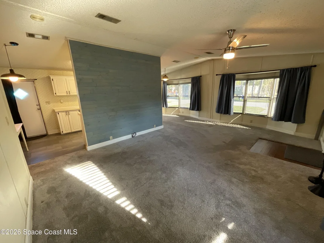 Photo of 844 Cardinal Avenue