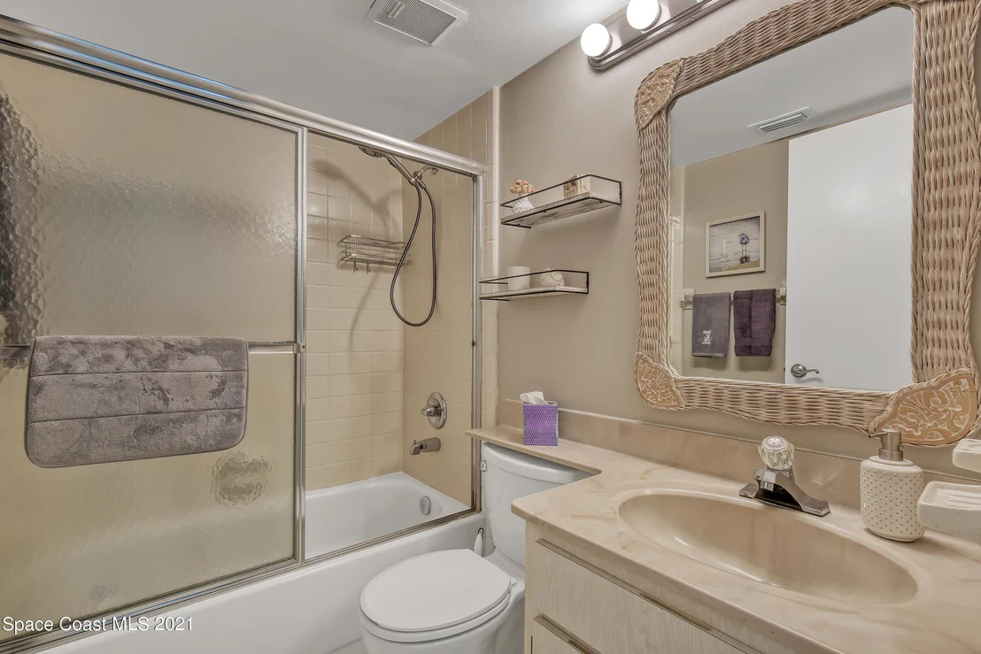 Photo of Unit 310 at 995 N Highway A1a