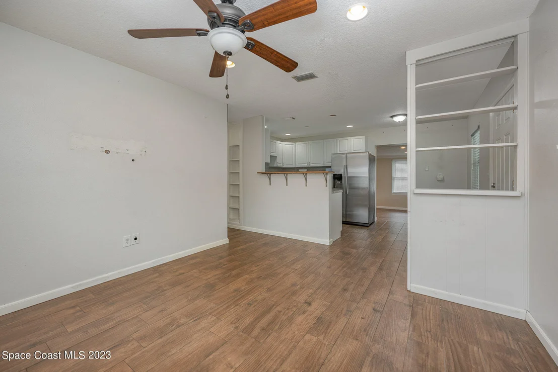 Photo of 2477 Burns Avenue