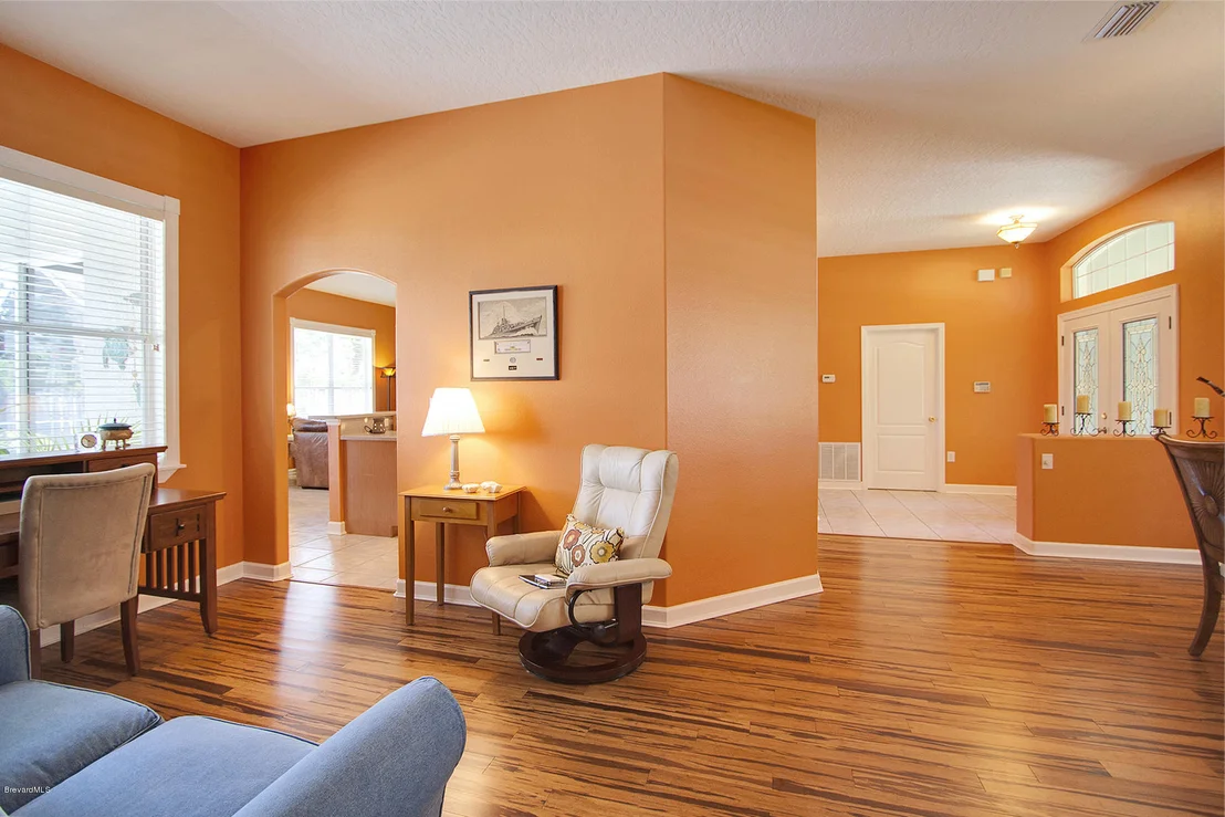 Photo of 5785 Newbury Circle