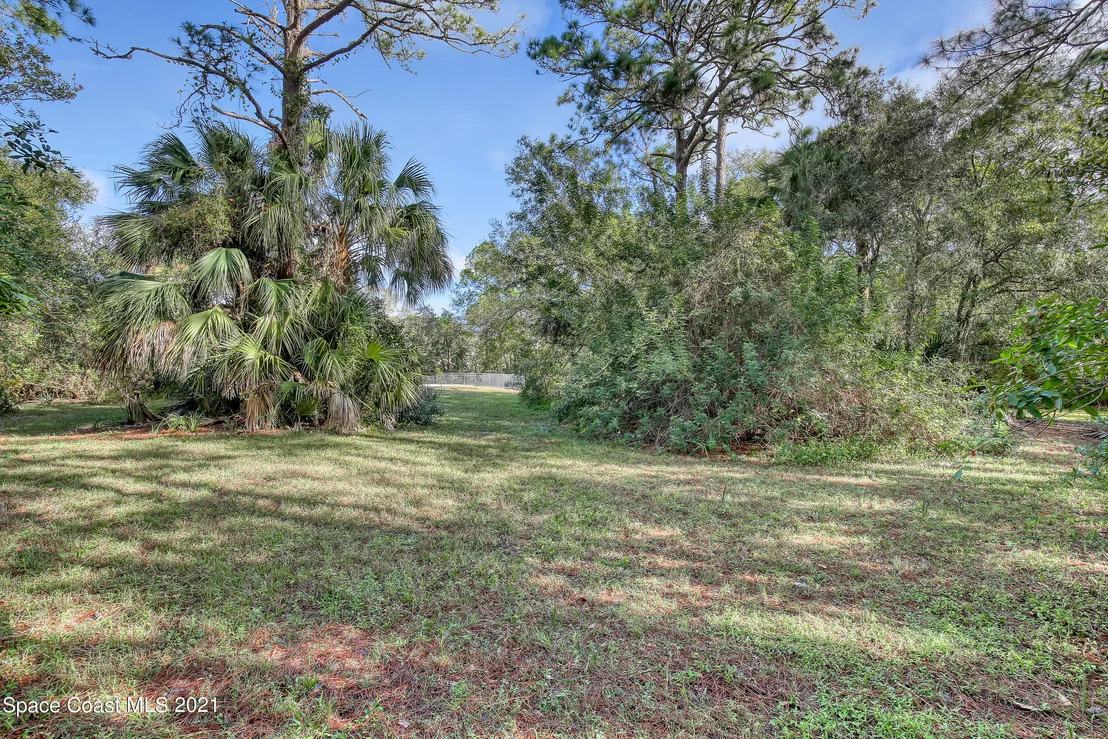Photo of 2502 Meadow Lane