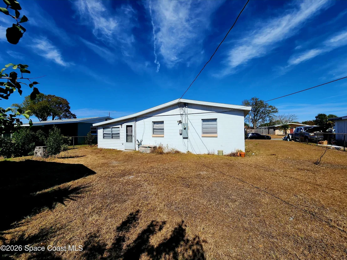 Photo of 2455 Pepper Avenue