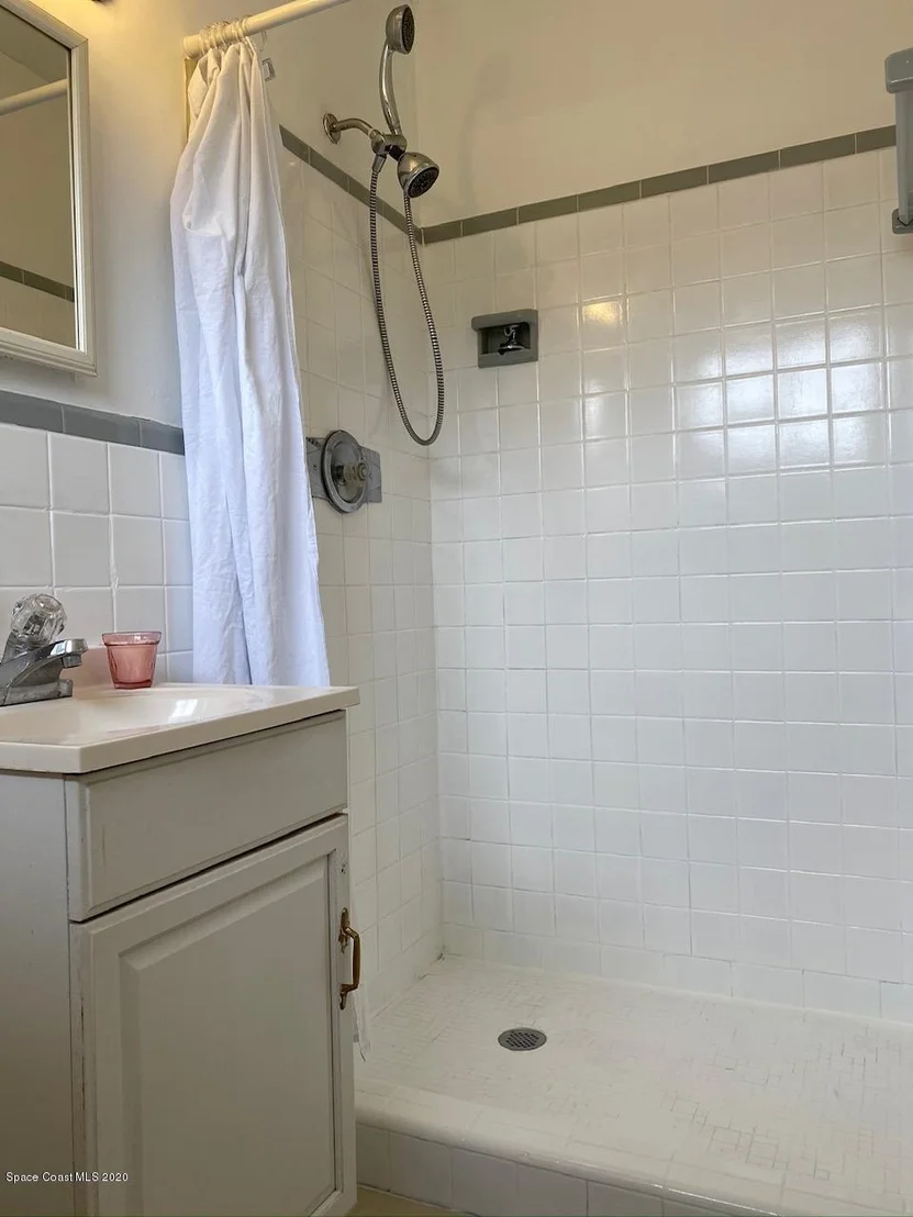 Photo of 920 Glenmore Circle