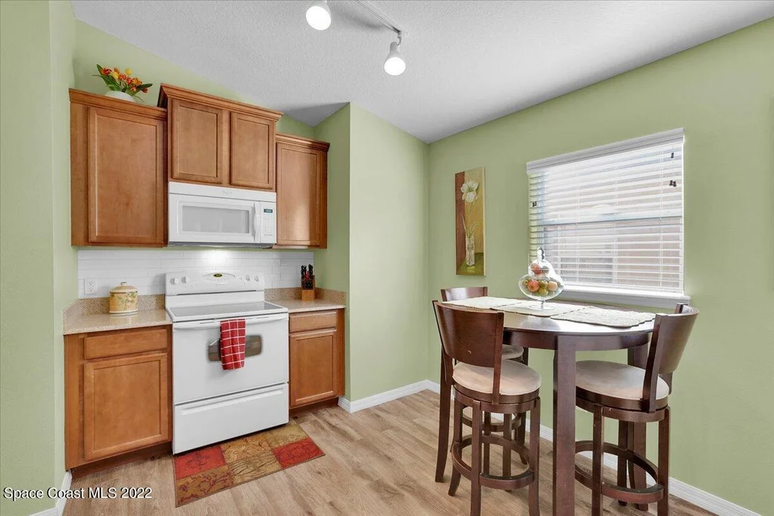 Photo of 822 Scrub Jay Way