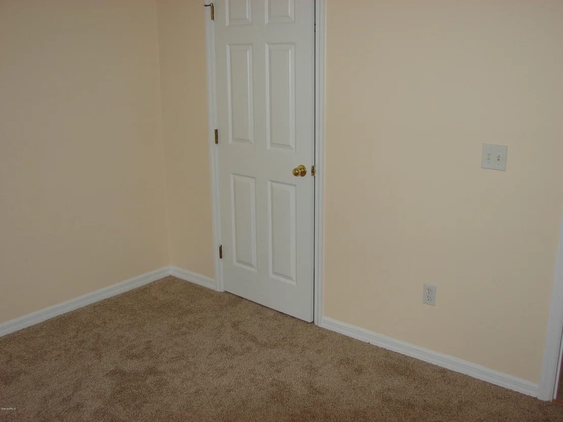 Photo of 2841 Stratford Pointe Drive