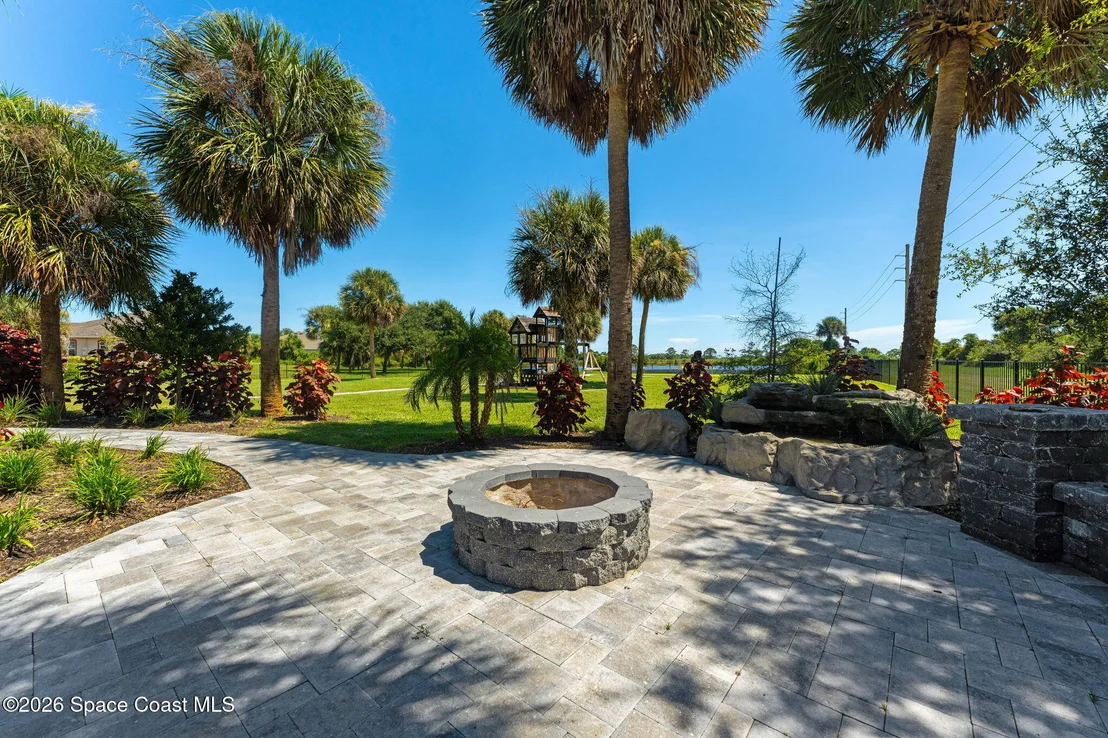 Photo of 2453 Westhorpe Drive