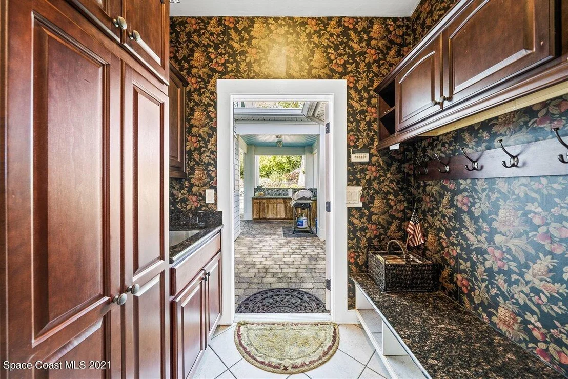 Photo of 515 Rockledge Drive
