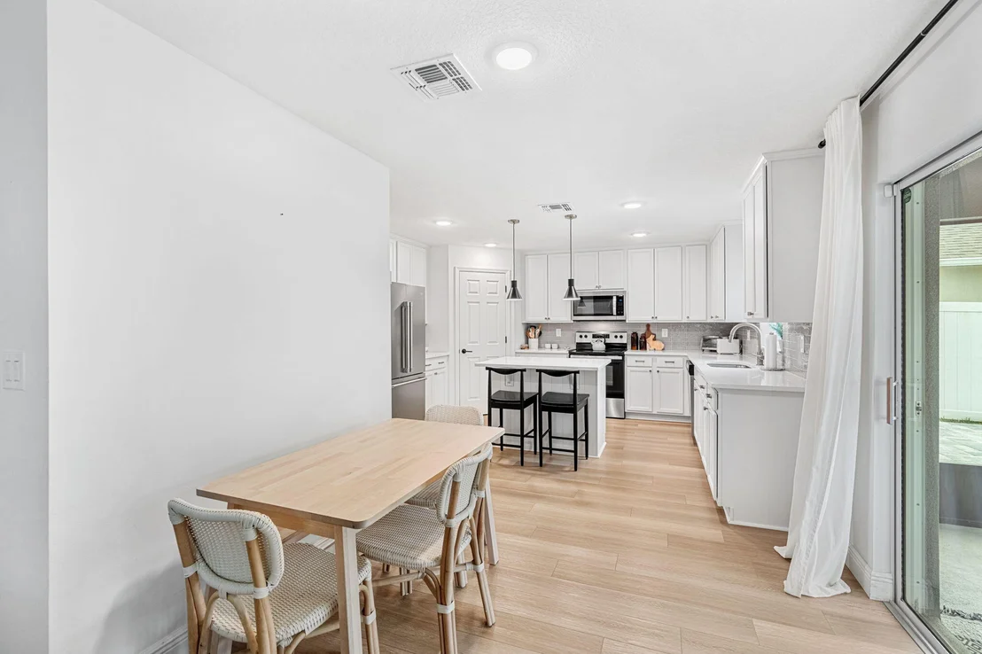 Photo of 1059 Dania Circle NE
