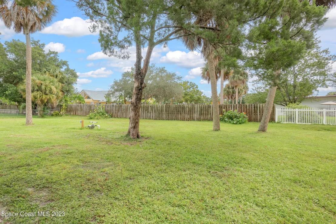 Photo of 1705 Academy Drive