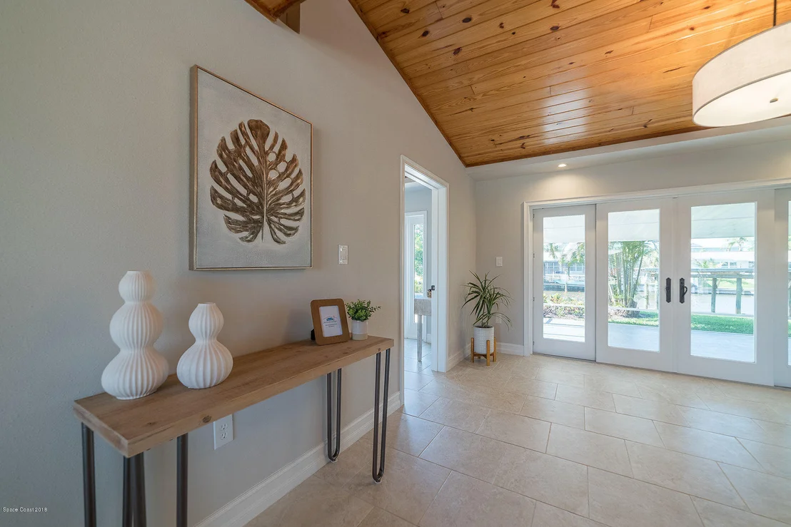Photo of 417 Cardinal Drive