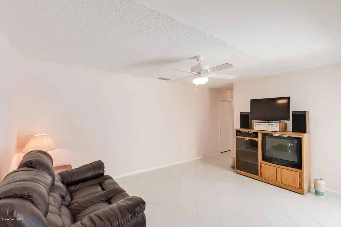 Photo of 4844 Fairview Drive