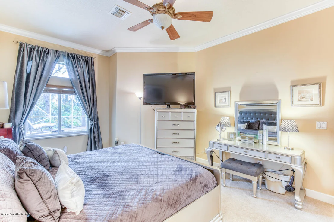 Photo of 979 Warbler Court