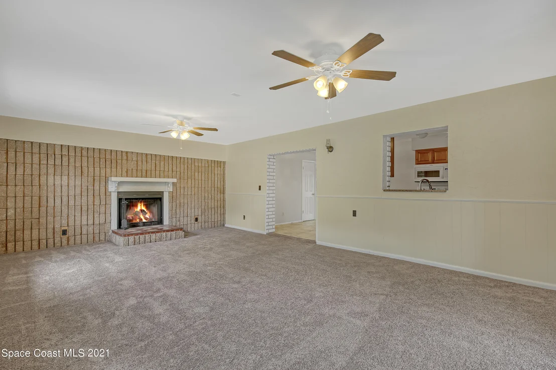 Photo of 2762 Hereford Road