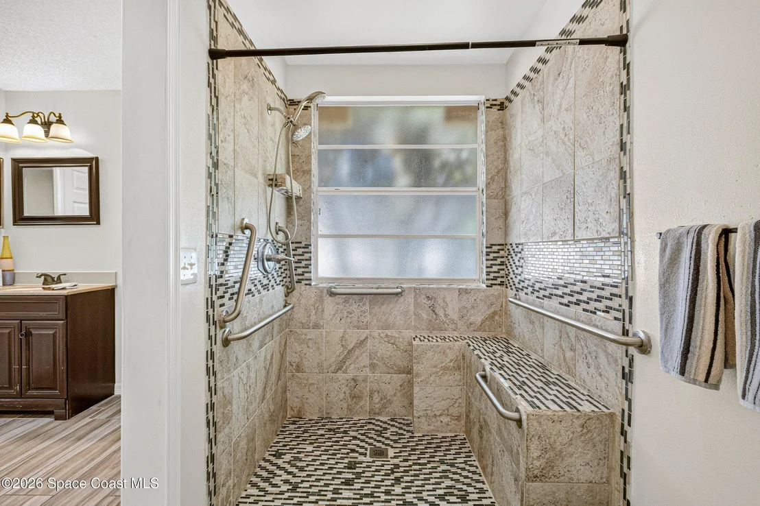 Photo of 718 Pine Island Drive