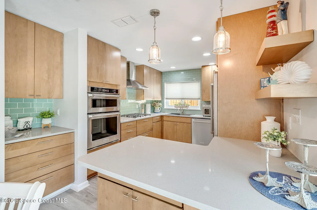 Photo of 452 Cardinal Drive