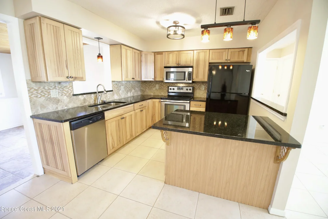 Photo of 918 Bermuda Avenue