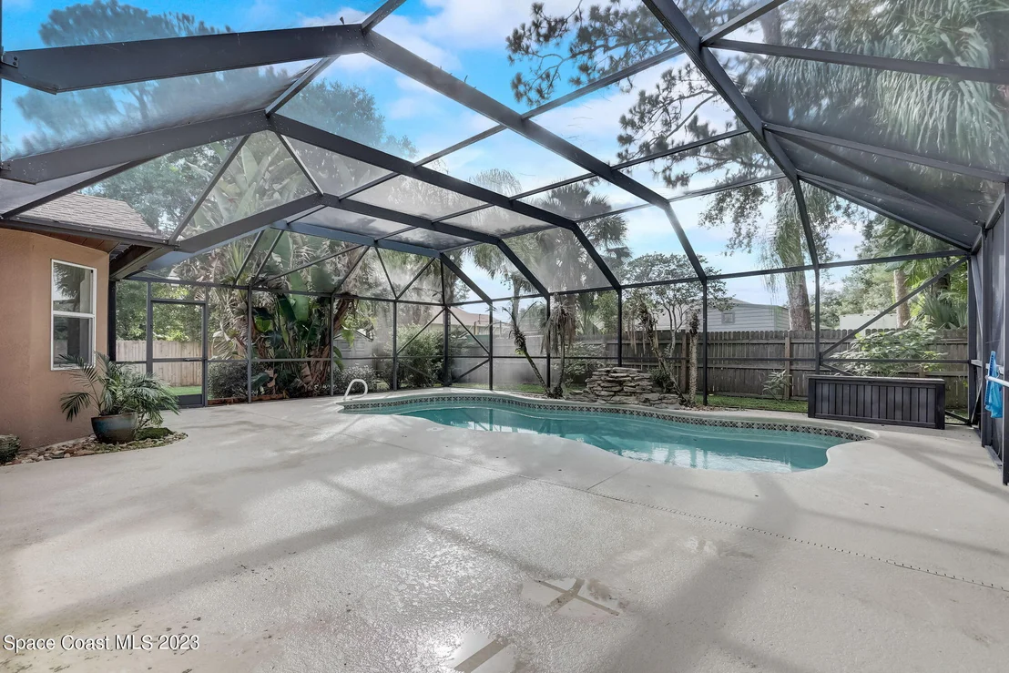 Photo of 6080 Chapman Street