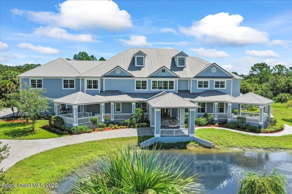 Photo of 5660 Willoughby Drive