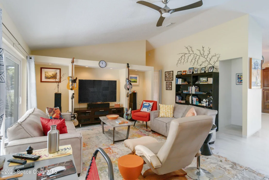 Photo of 5595 Eagle Way
