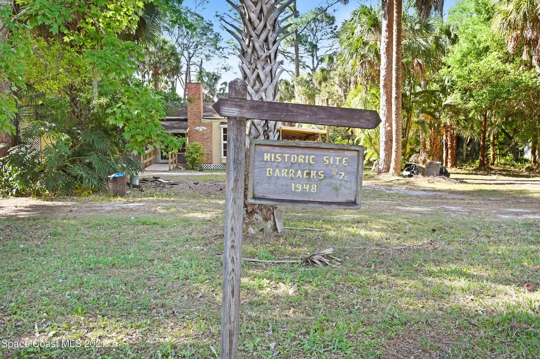 Photo of 6699 Sheridan Road