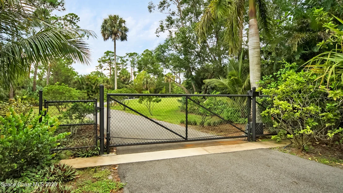 Photo of 4115 Grant Road