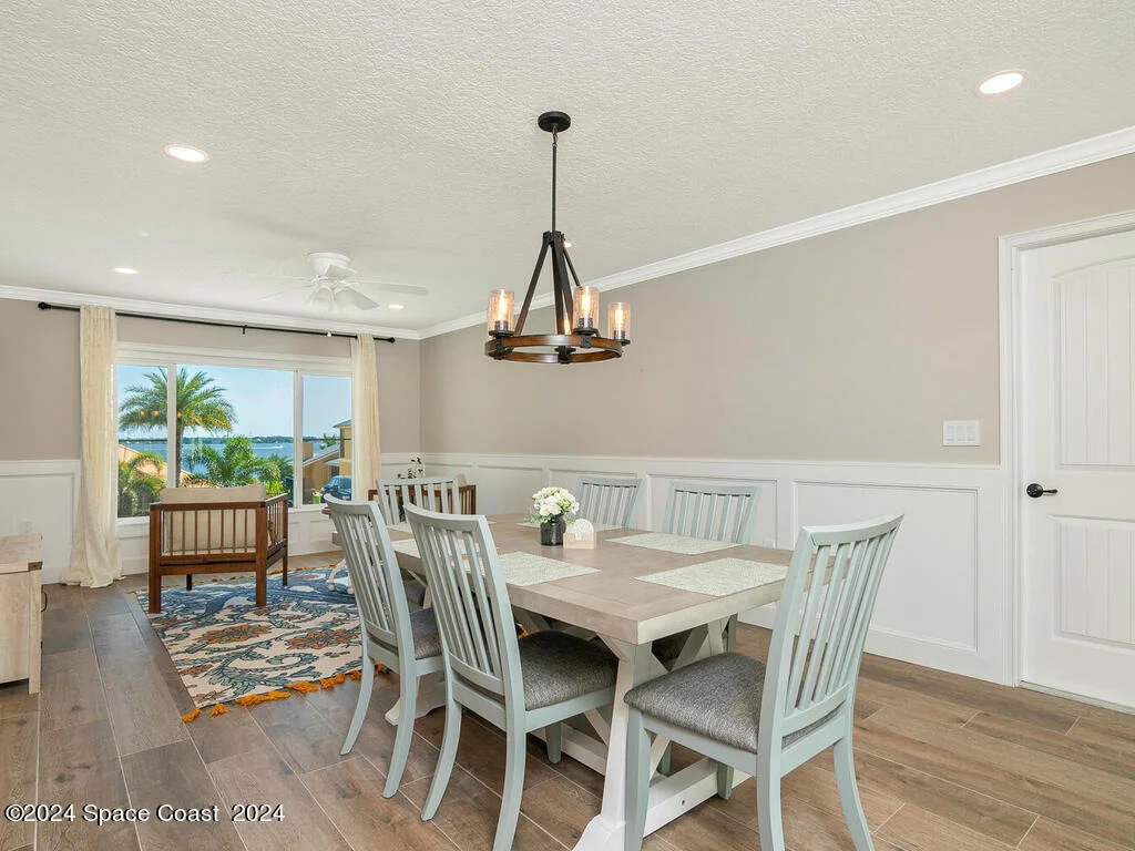 Photo of 2125 Indian River Drive