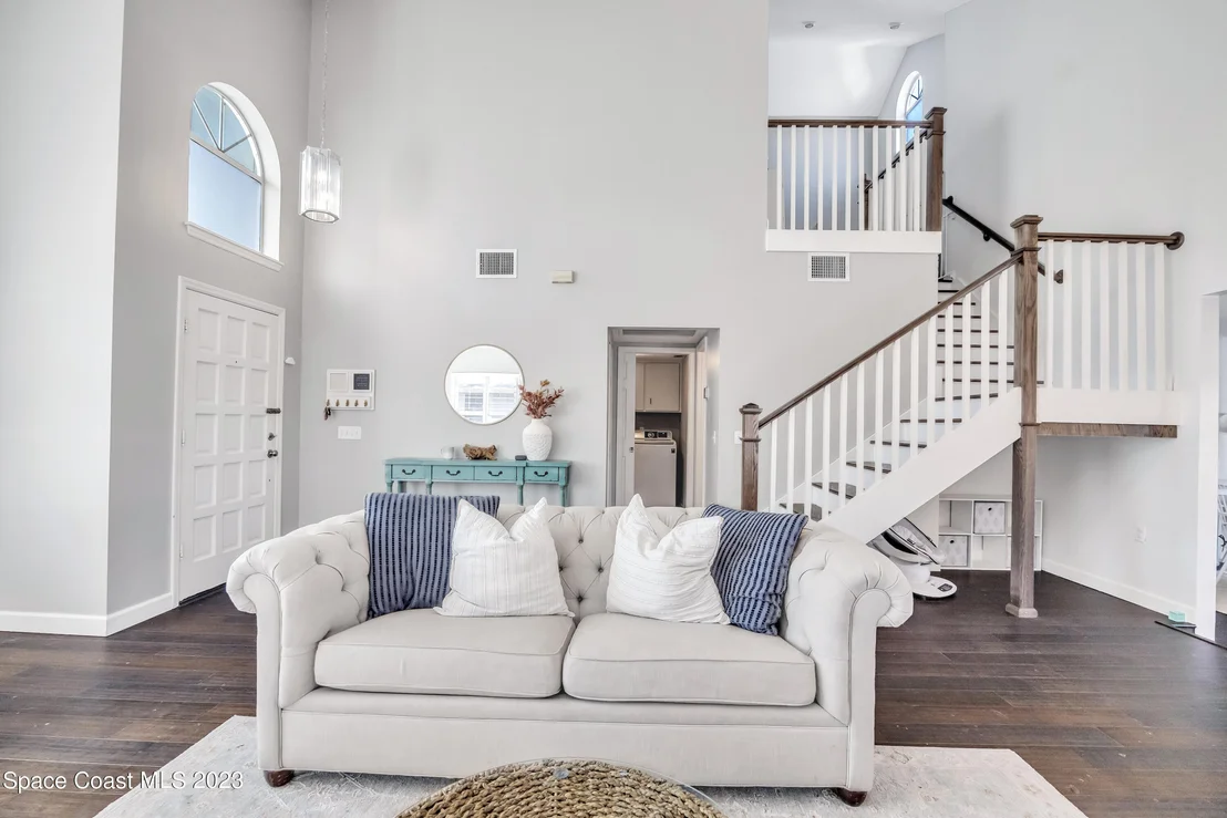 Photo of 1010 Citrus Avenue NE