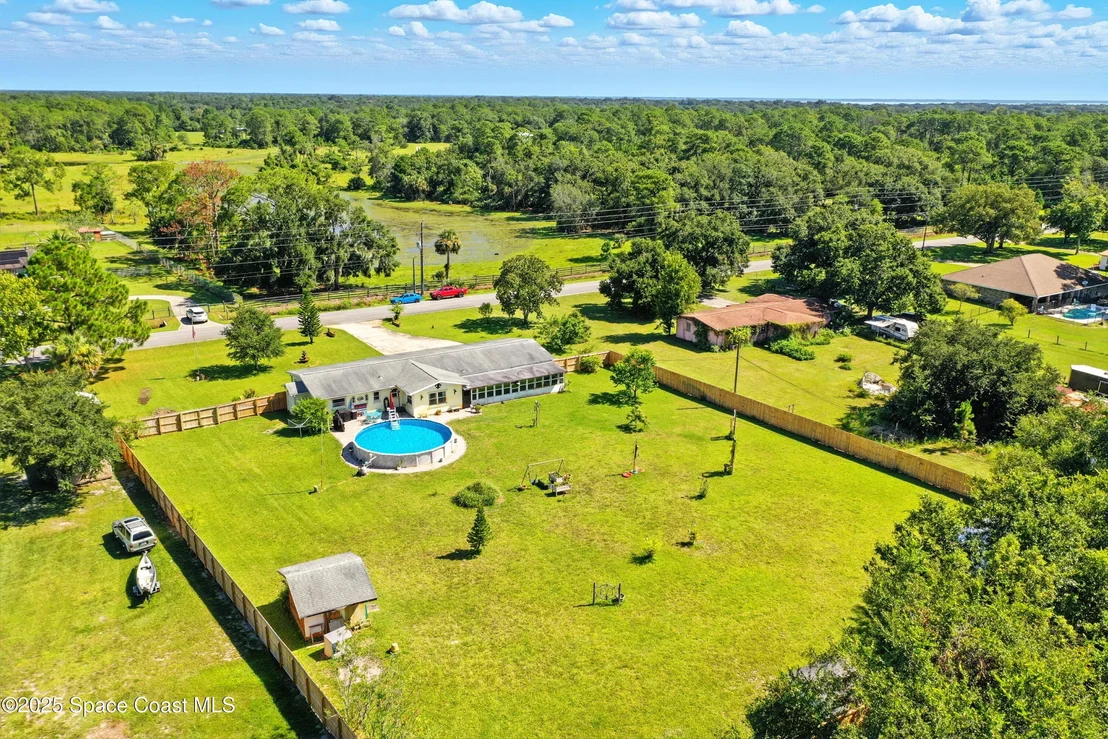 Photo of 3929 Burkholm Road