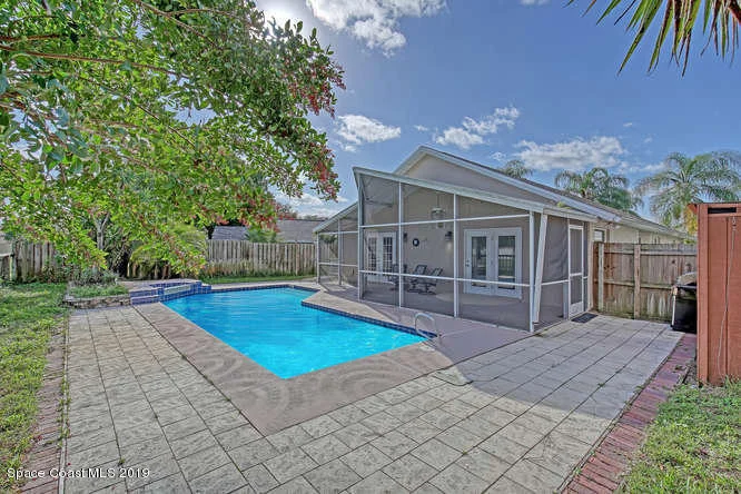 Photo of 3916 Saint Armens Circle