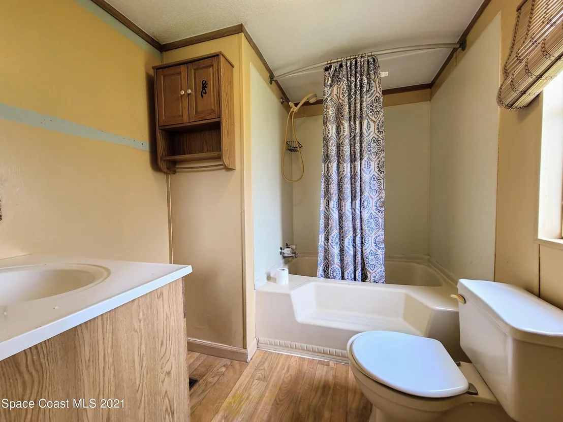 Photo of 341 Mac Arthur Circle